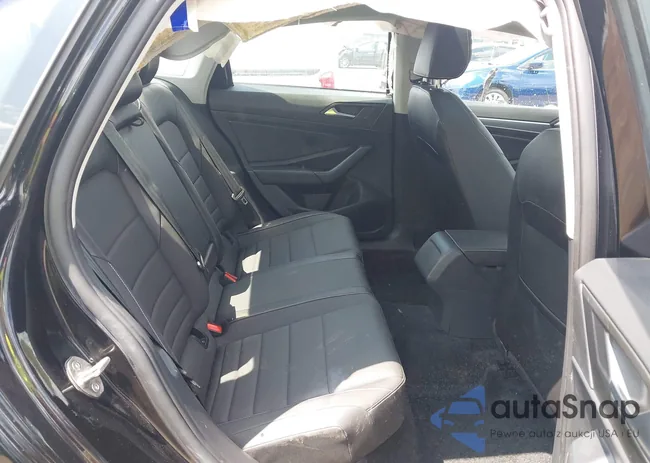 3VW7M7BU3RM032444: 42987507