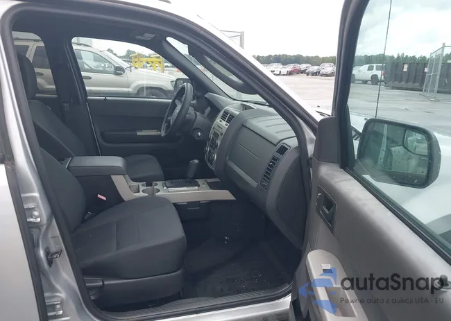 1FMCU9DG8BKC52742: 42987577