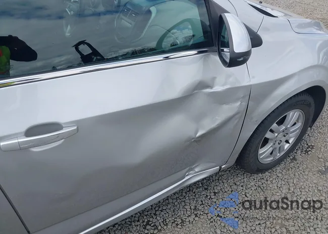 1G1JC5SH4F4178595: 42987628