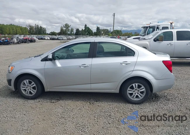 1G1JC5SH4F4178595: 42987628