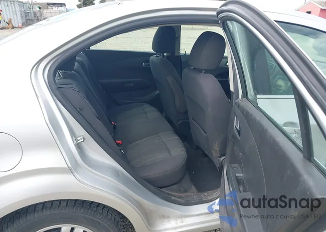 1G1JC5SH4F4178595: 42987628