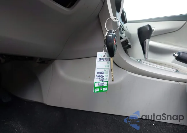 2T1BU4EE5BC587944: 42987782