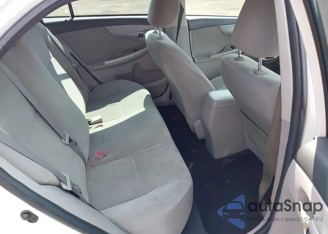 2T1BU4EE5BC587944: 42987782