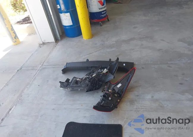 1N4AL3AP7JC262354: 42987784