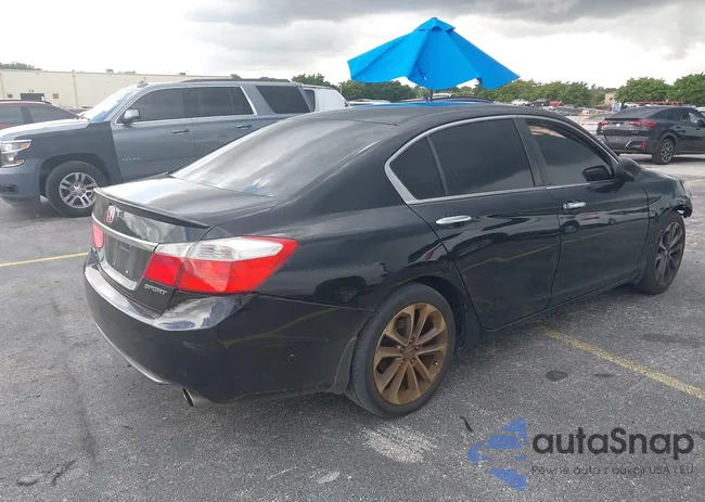 1HGCR2F50FA234175: 42987851