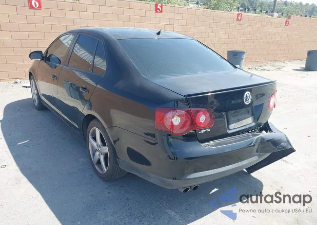 3VWRZ7AJ5AM144457: 42987858