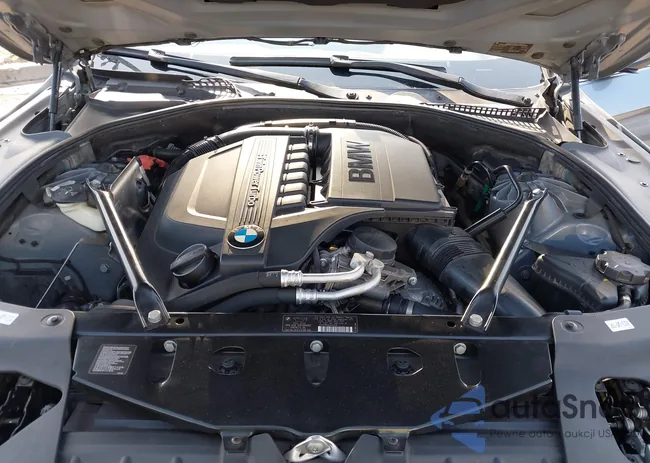 WBALW7C54CC618756: 42987884