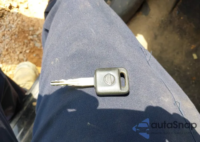 3N1CE2CPXGL353820: 42987927