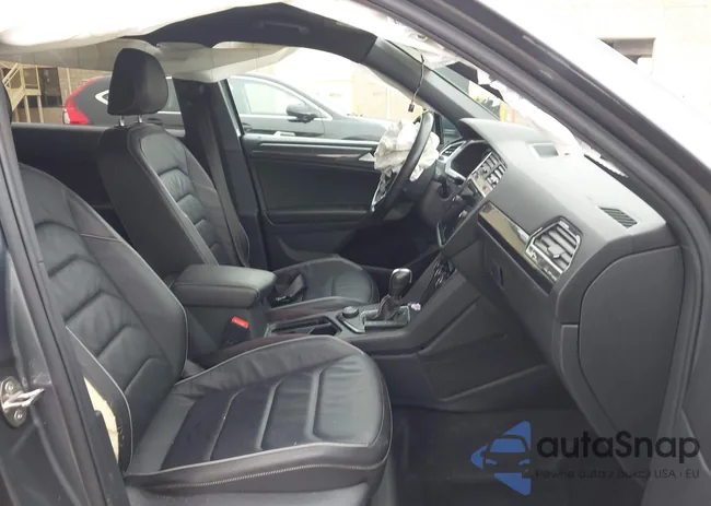 3VV4B7AX7MM158789: 42987010