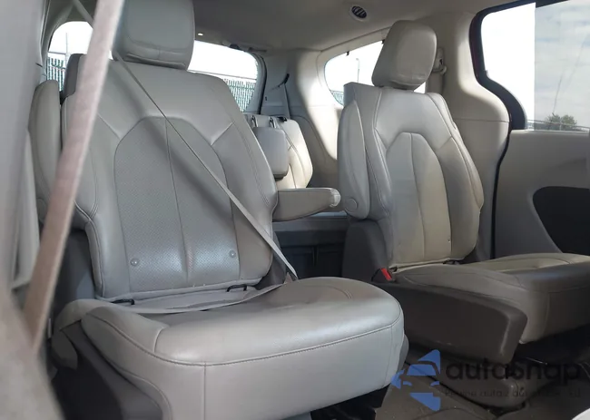 2C4RC1L71MR591531: 42987171