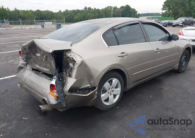 1N4AL21E48C120255: 42987235