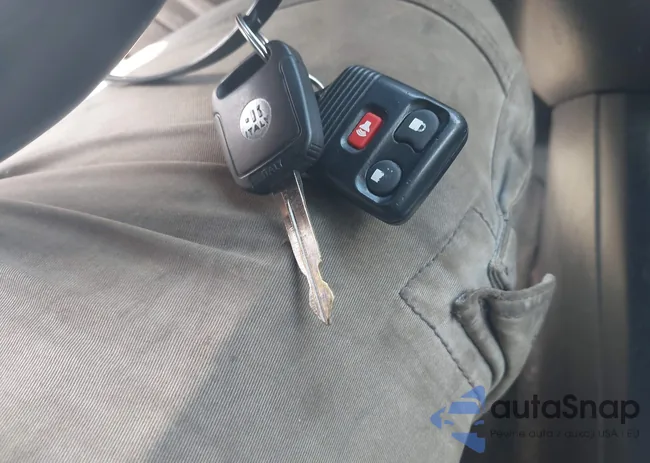 1FMYU03196KA40825: 42987275