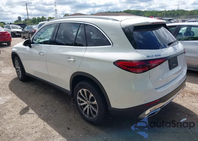 W1NKM4HB1SF263052: 42987352