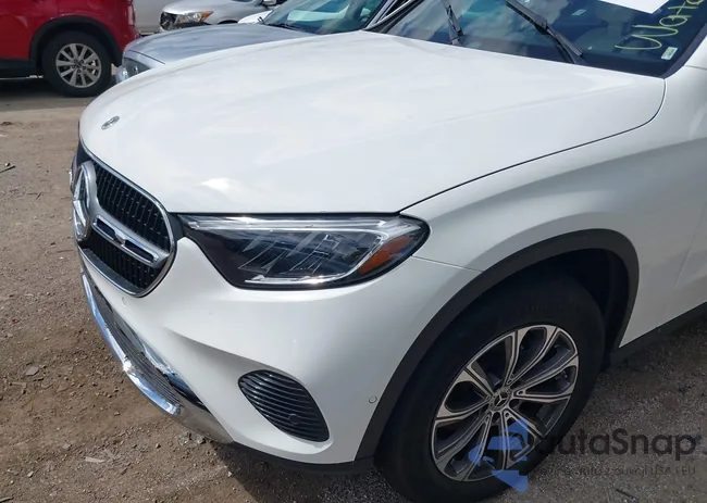 W1NKM4HB1SF263052: 42987352