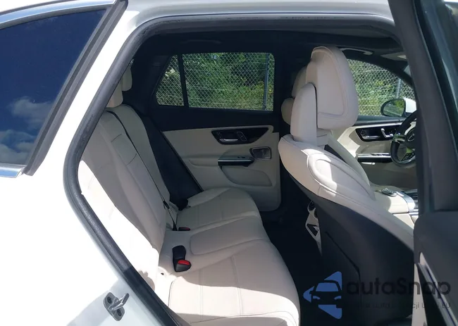 W1NKM4HB1SF263052: 42987352