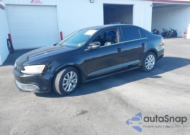 3VWDP7AJ1DM288026: 42988385