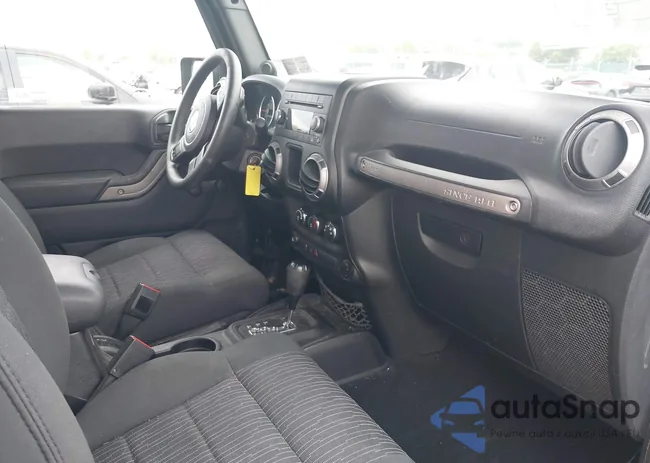 1C4AJWAG4CL101321: 42988404