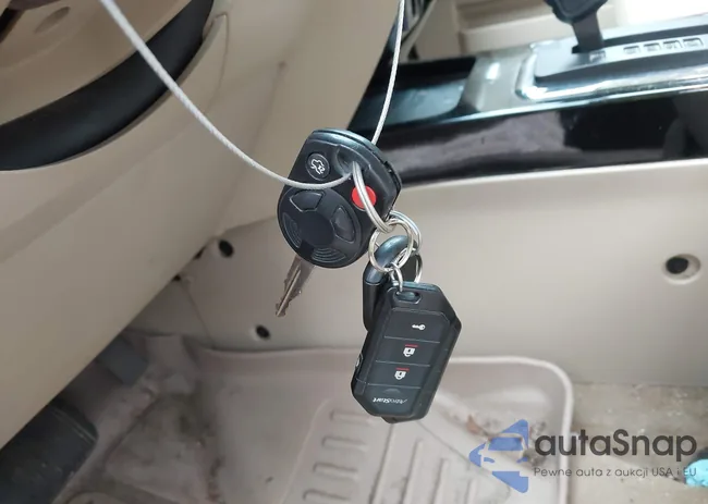 1FMCU9EG4CKB28595: 42988573