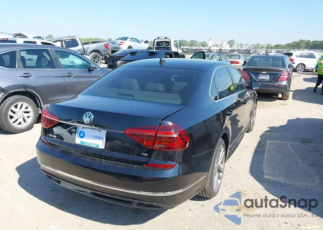 1VWDT7A38HC084036: 42988665