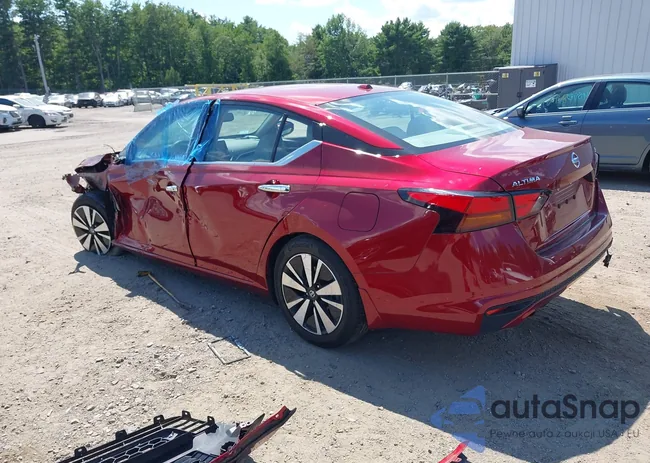 1N4BL4EV7KC101765: 42988731