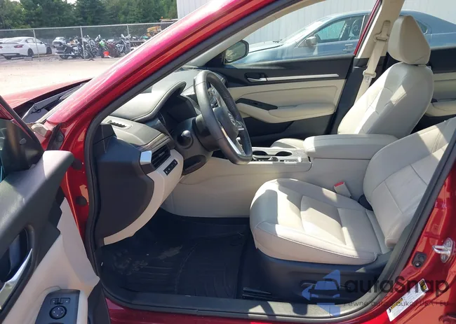 1N4BL4EV7KC101765: 42988731