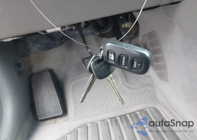 4T1BE32K95U503953: 42988764