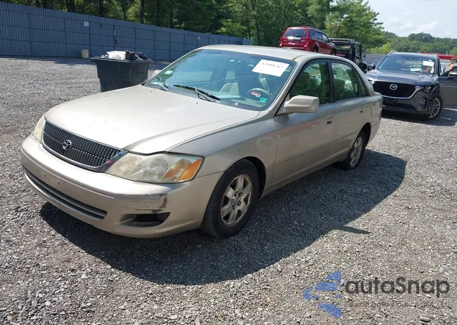 4T1BF28B8YU067468: 42988767