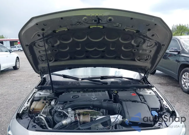 WDD3G4EB1KW032438: 42988840