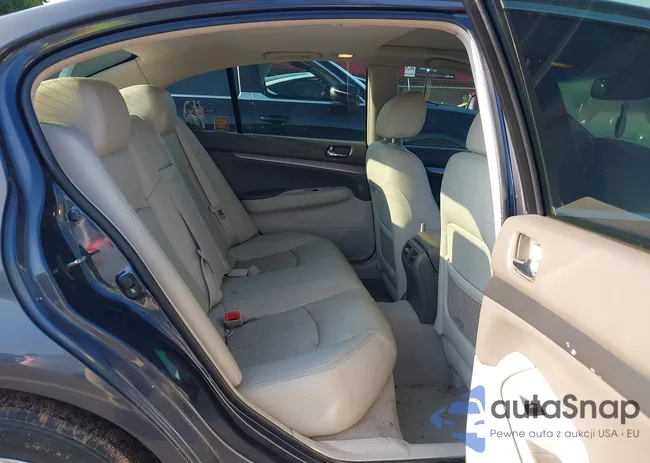 JN1CV6AP8CM931696: 42988948