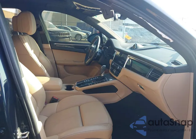 WP1AA2A5XMLB09818: 42988105