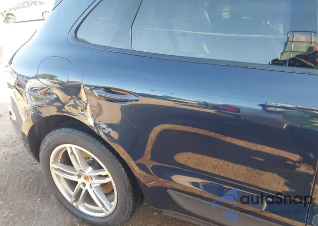 WP1AA2A5XMLB09818: 42988105