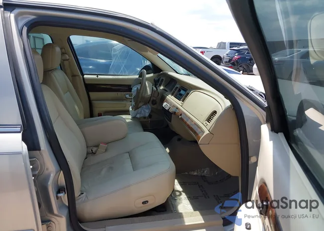 2MEFM75V38X630232: 42988259