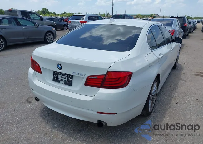 WBAFR7C51BC801499: 42989360