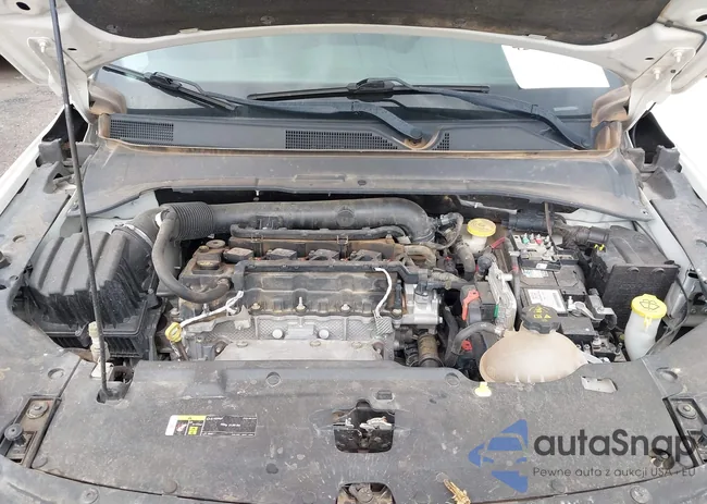 3C4NJCBB4KT802074: 42989397