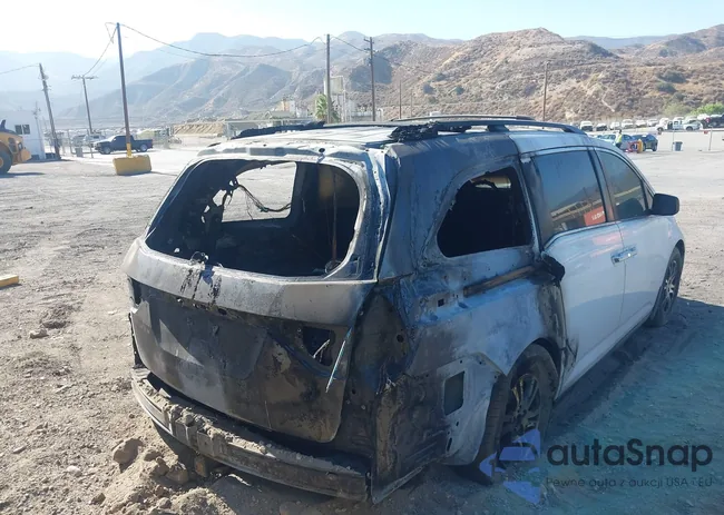 5FNRL5H69CB142938: 42989408