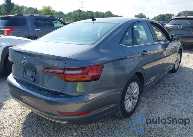 3VWC57BU9KM058404: 42989439