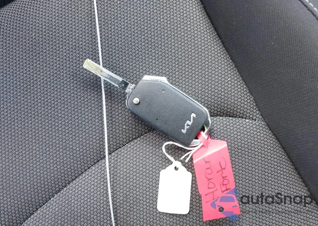 3KPF24AD6PE553315: 42989633