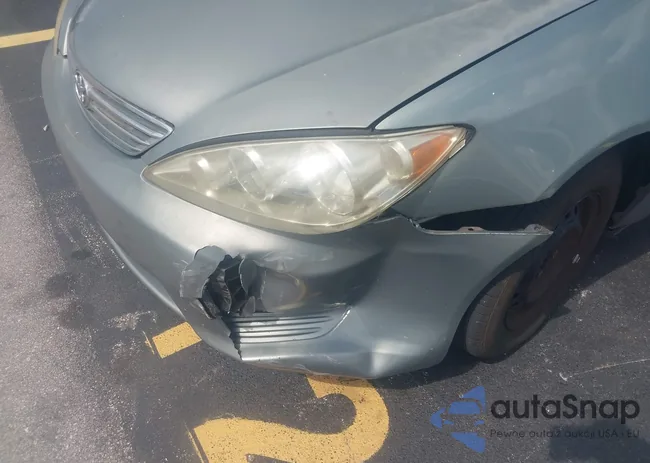 4T1BE32K06U700575: 42989666