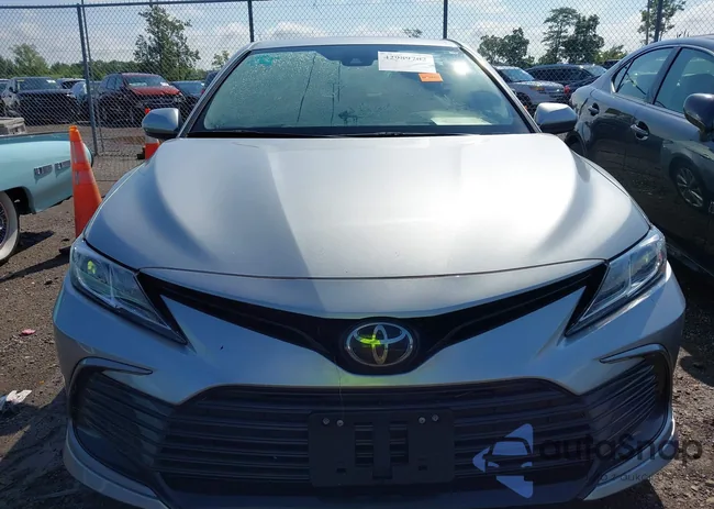 4T1C11AK3NU688653: 42989702