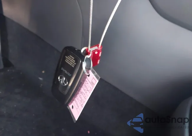 2T3W1RFV4SC339701: 42989776