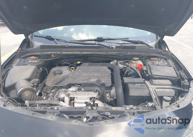 1G1ZD5STXJF106060: 42989904