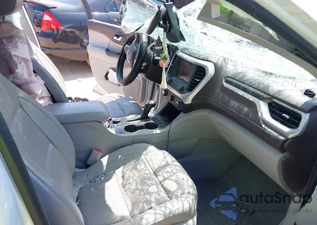 1GKKNMLS8HZ175431: 42989123