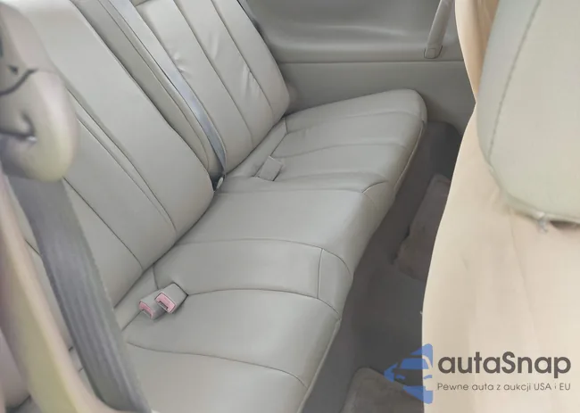 2T1CF22P11C444240: 42989350