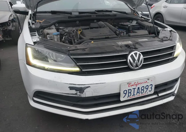 3VWDB7AJ4HM210019: 42990404