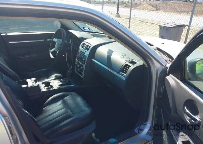 2B3KA43GX8H248738: 42990468