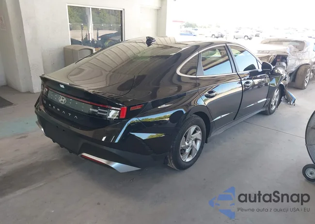 KMHL24JA7SA481136: 42990478