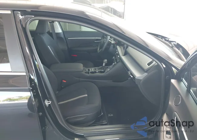 KMHL24JA7SA481136: 42990478