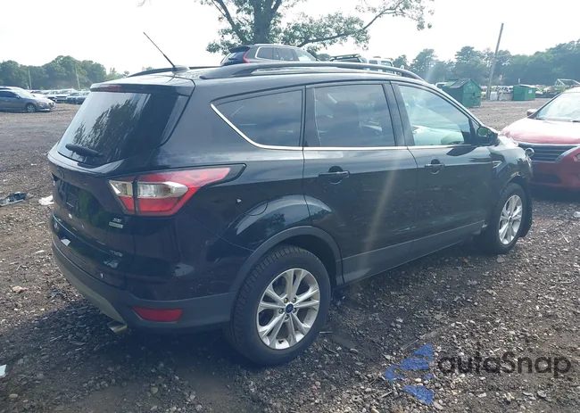 1FMCU0GD6JUA93851: 42990673