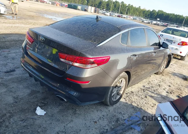 5XXGT4L38KG300888: 42990782