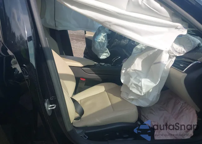 1G6DS5RWXP0102564: 42990870